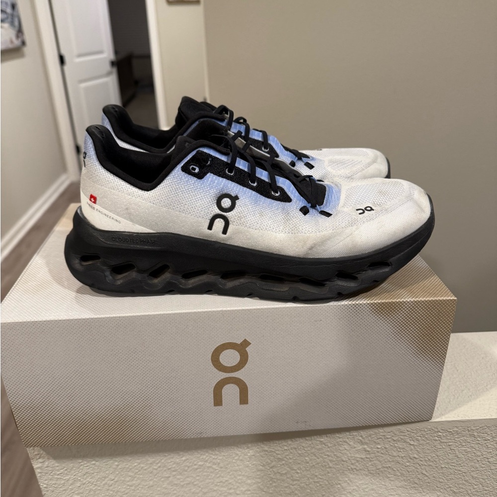 On CloudTilt Running Shoes - Size 10